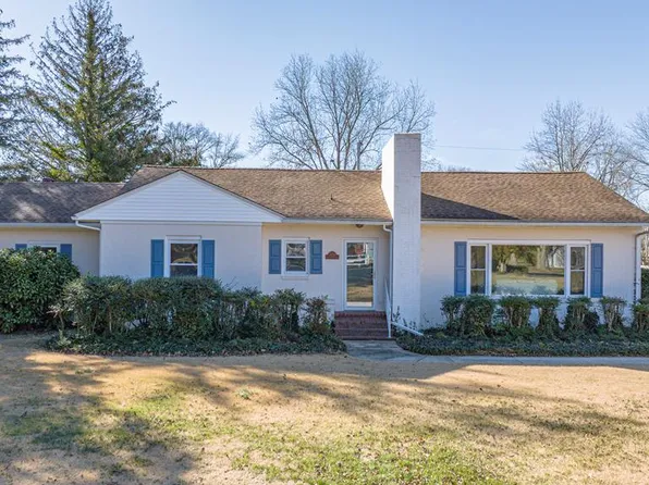 24214 Chadbourne St, Parksley, VA 23421