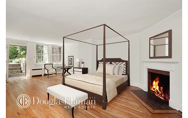 Rented by Douglas Elliman | media 17