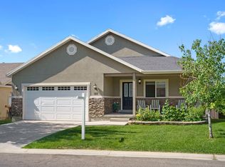 817 Saddle Dr, Oakley, UT 84055