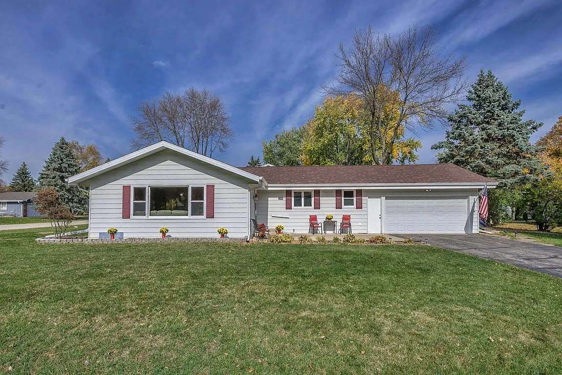 1008 Hilger Rd photo 1