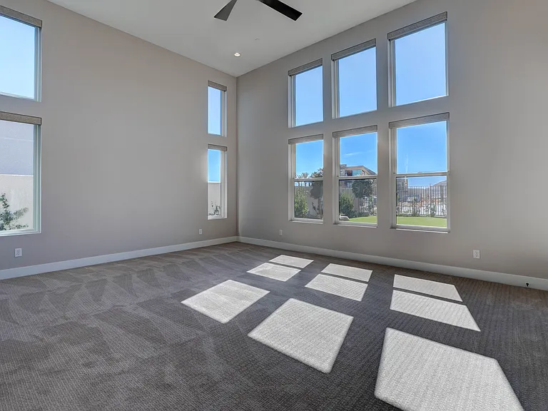 10949 Rossa Peak Ave — Photo 42