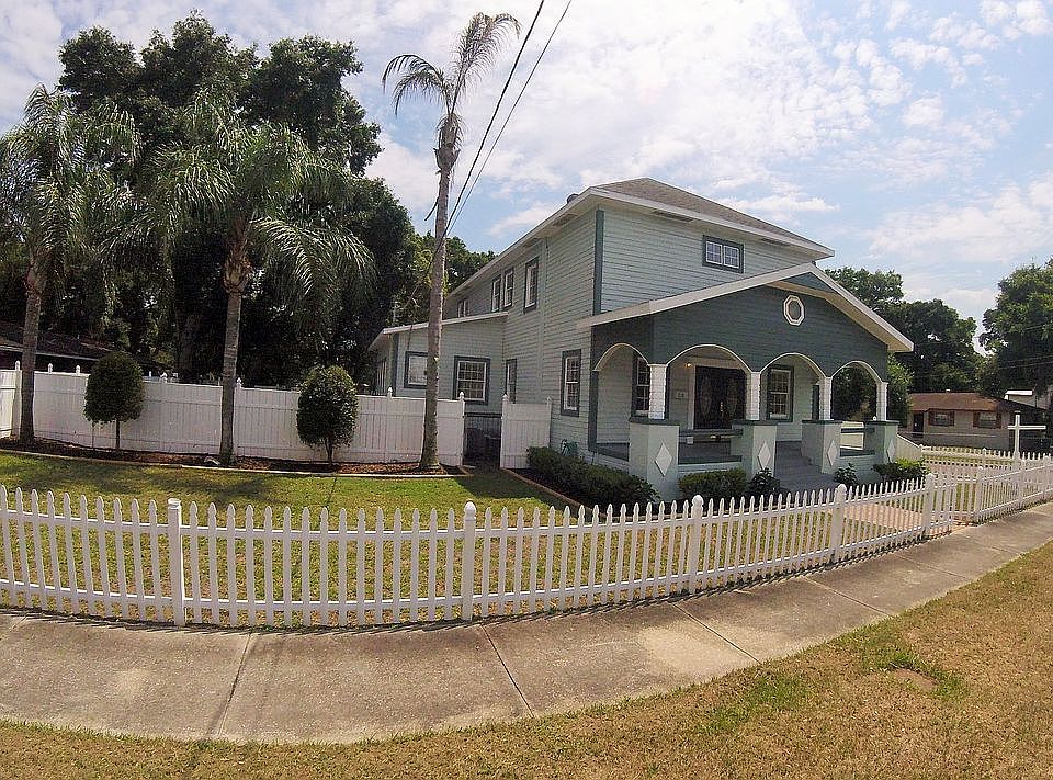 front view of home & lot