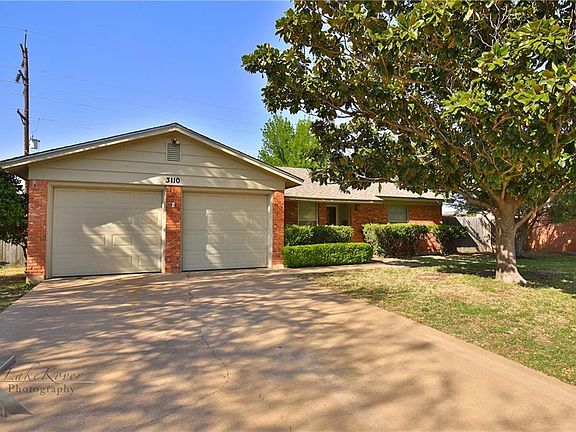 3rd image of 3110 Santa Monica Dr