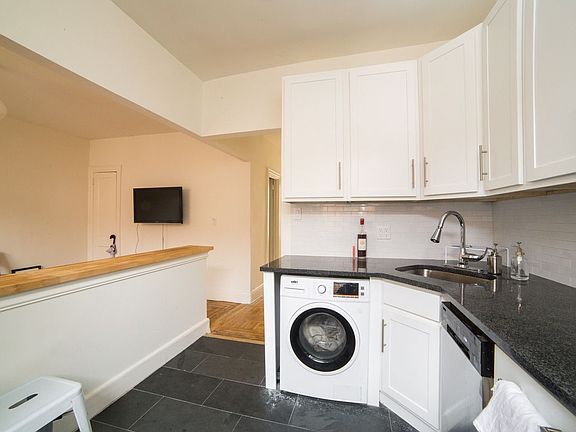 5th image of 1038 Nostrand Ave #2