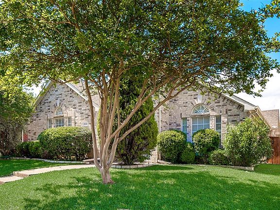 4th image of 2050 Saint Anne Dr