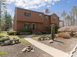 362 Nooseneck Hill Rd, Richmond, RI 02898