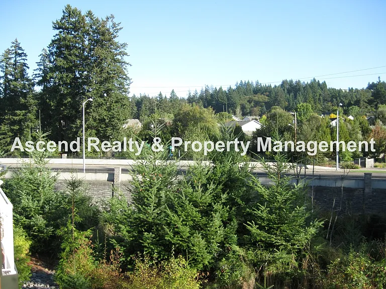 15330 SW Mallard Dr #103 — Photo 11