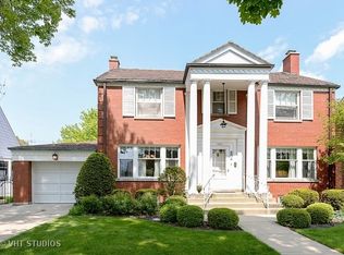 6130 N Kilbourn Ave, Chicago, IL