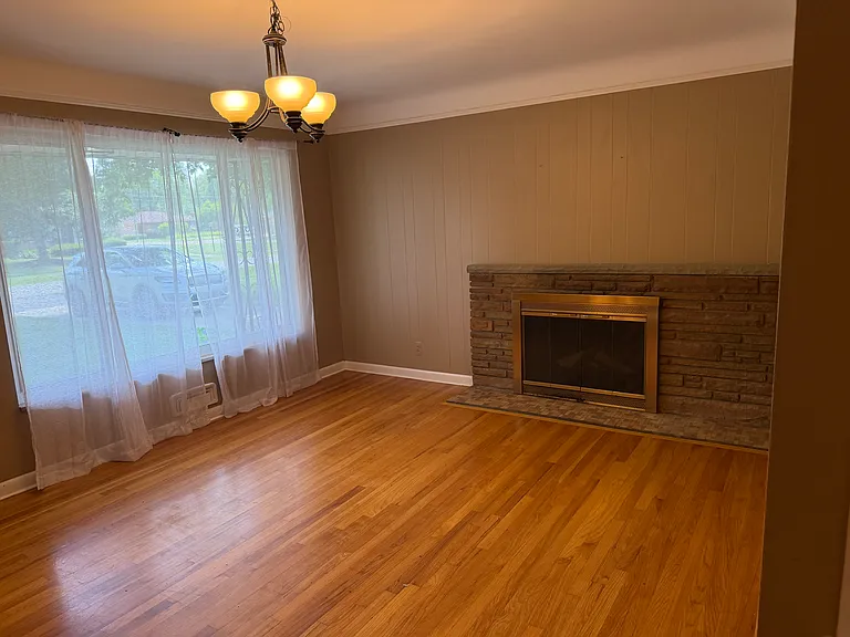 16982 Dunblaine Ave — Photo 32