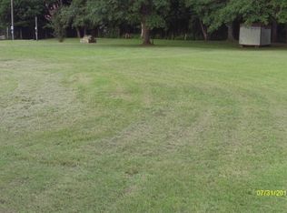 127 Benjamin Rd, Warner Robins, GA 31093