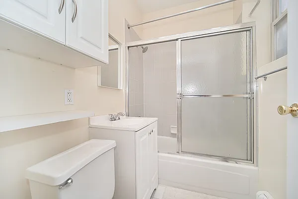 Rented by Living New York | media 8