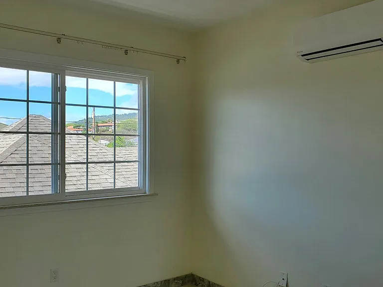3371A Keanu St #2 — Photo 4