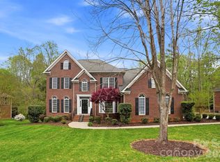 1711 Crestgate Dr, Waxhaw, NC 28173