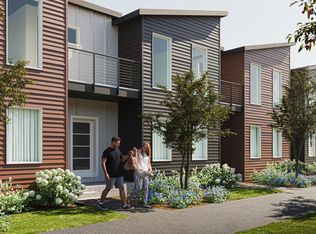 41 W Presumpscot St #F, Portland, ME 04103