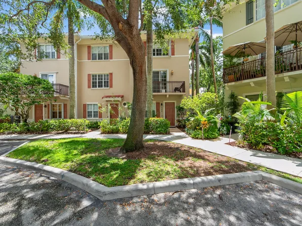 120 Powell Lane, Jupiter, FL 33458