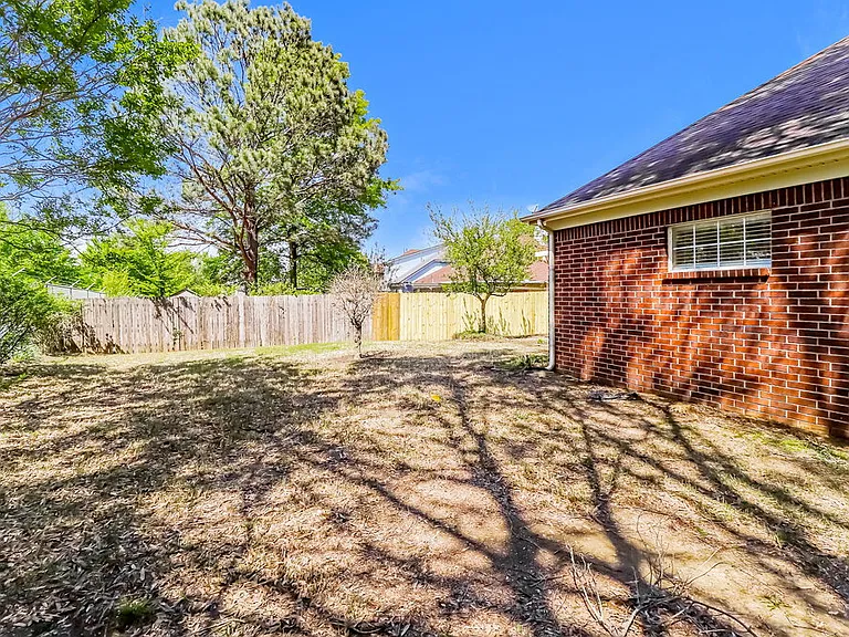 383 N Ericson Rd — Photo 17
