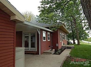 524 S Main St, Stuart, IA 50250