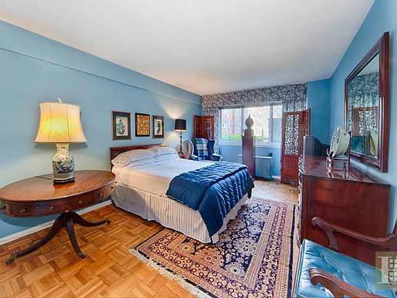 5th image of 401 E 65th St APT 3G