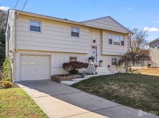 39 Coolidge Ave, East Brunswick, NJ 08816