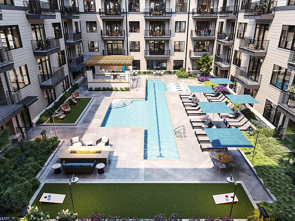 Peaceful Phase 2 Pool Courtyard