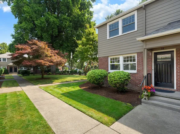 2555 NW Savier St APT 18, Portland, OR 97210