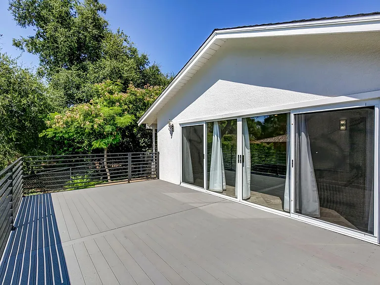 1710 Country Club Dr — Photo 40