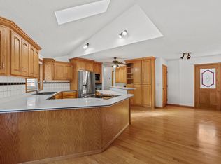 9016 Jackson Ave, Lexington, MN 55014