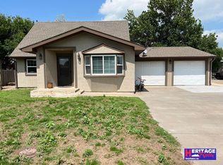 504 S Buffalo St, Lakin, KS 67860