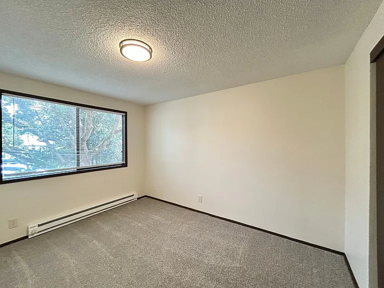 15865-15869 SW Misty Ct — Photo 30