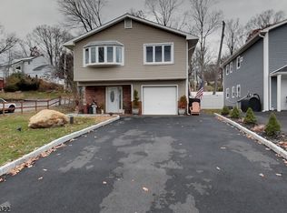 319 Wills Ave, Stanhope, NJ 07874
