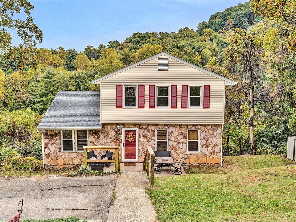 1st image of 5340 Carolyn Cir