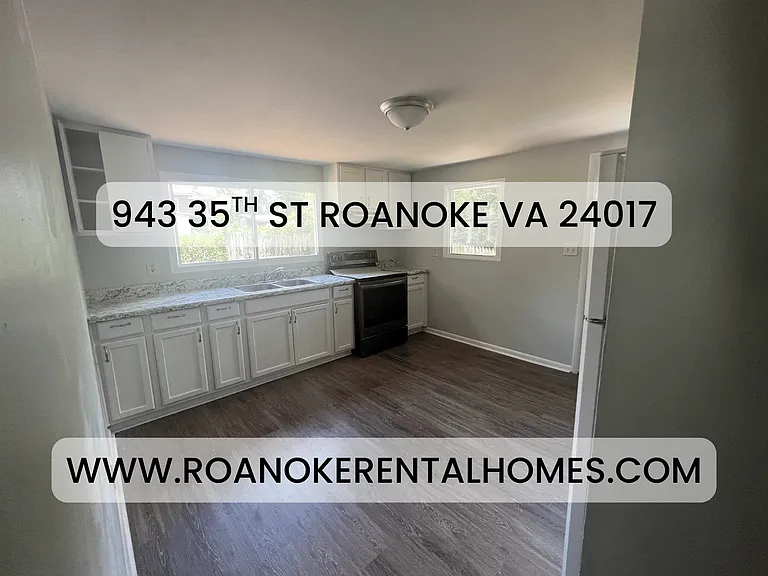 943 35th St NW — Photo 3