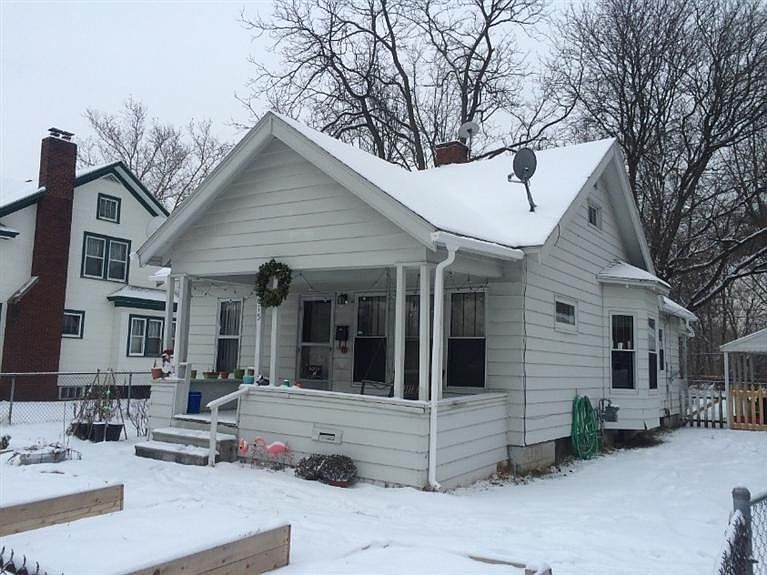 1st image of 615 N Prospect St