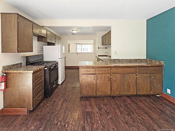 5th image of 1323 Ord St