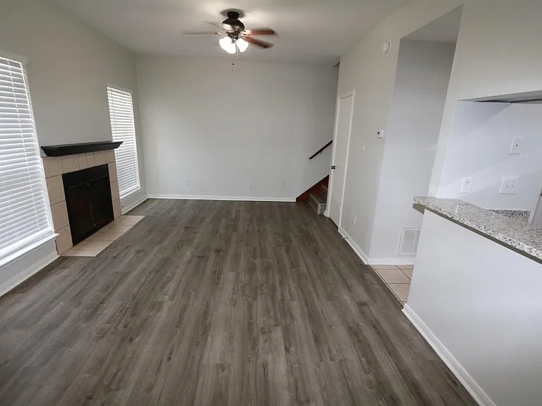 8299 Cambridge St #1506 — Photo 3