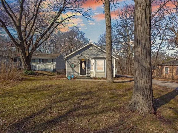 307 Wander Way, Lake In The Hills, IL 60156