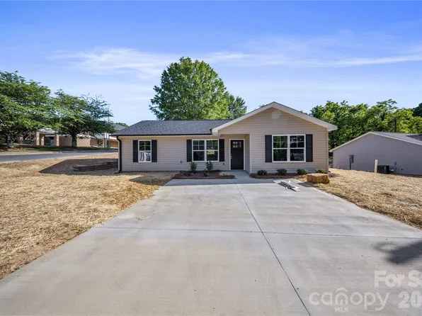 301 W 9th St, Kannapolis, NC 28081