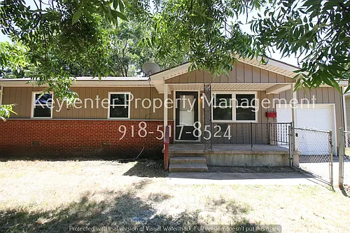 1362 E 52nd St N Photo 1