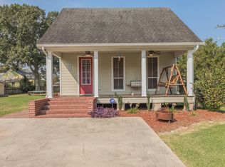 1114 Alfred St, Scott, LA 70583