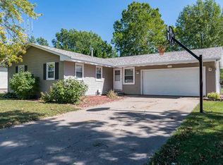 507 N 5th St, Eldridge, IA