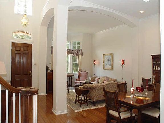 2nd image of 7129 Dogwood Creek Ln