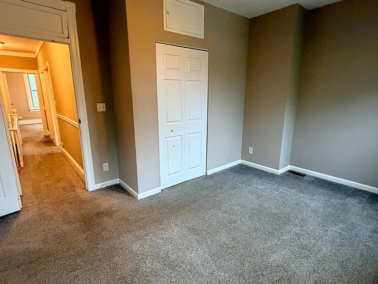 20 Laurel St — Photo 8