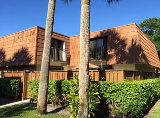752 Buttonwood Ln, Boynton Beach, FL 33436