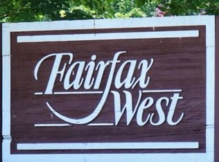 10724 West Dr APT 204, Fairfax, VA 22030
