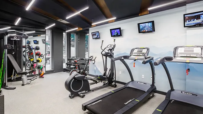 Rented by Nooklyn NYC LLC | media 46