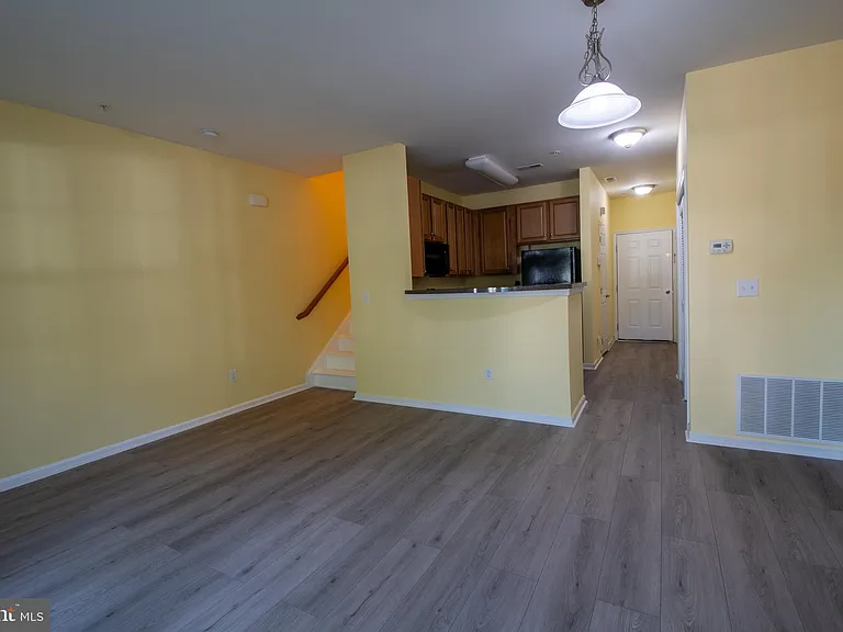 359 Union St #A — Photo 3