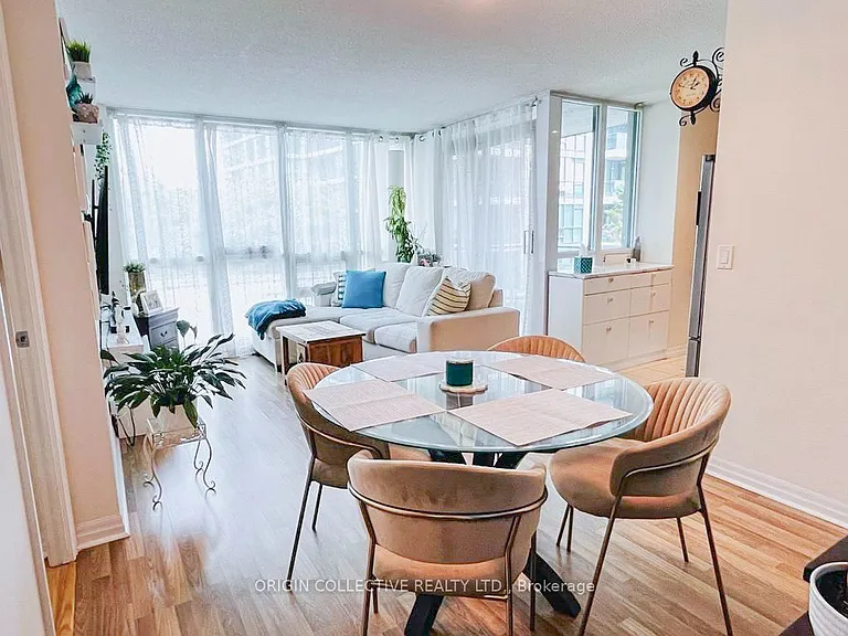 12 Yonge St #602 — Photo 1