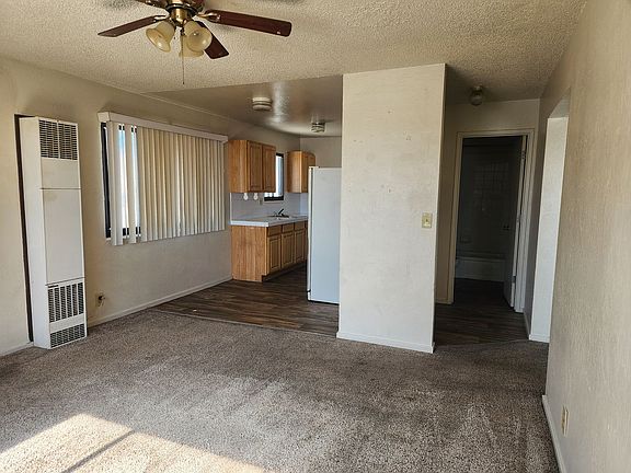 2nd image of 1963 Hymer Ave #302-4