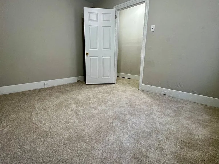 613 Walnut St — Photo 22
