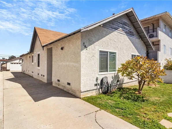 742 W Santa Cruz St, San Pedro, CA 90731